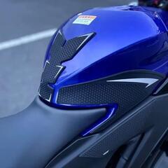 ヤマハ YZF-R3/YZF-R25 タンク保護 の画像
