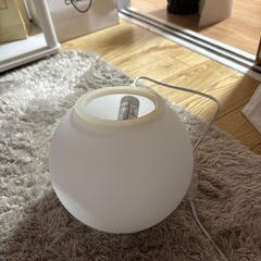 まるいライトの画像
