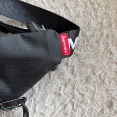 supreme ウエストポーチの画像