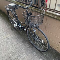 リサイクルショップどりーむ荒田店　No446 自転車　シティサイクル　タイヤ前後交換済み　SUBCREW　２７インチ　ギア切り替え６段変速　LEDオートライト付き　人気の黒♪　乗りやすいママチャリ♪の画像