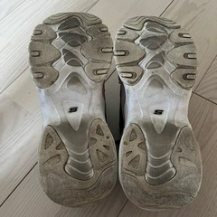 スケッチャーズ　24cmの画像