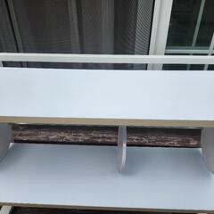 机上ラックの画像