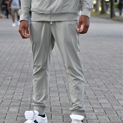 【新品】BALR. Q-SERIES STRETCH NYLON PANTS Sの画像
