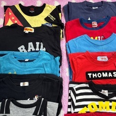 決まりました。
無料　男の子110半袖Tシャツ12枚の画像