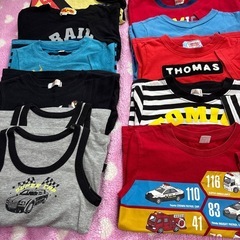 決まりました。
無料　男の子110半袖Tシャツ12枚の画像