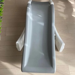 すべり台の画像