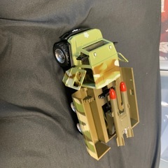 ミサイル積載ミニカーの画像