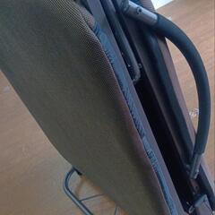 折りたたみベッドの画像