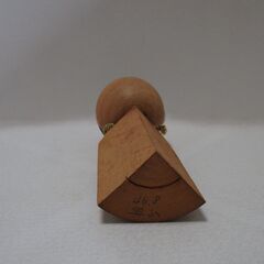 三角こけしの画像