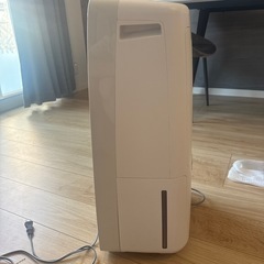 SHARP 除湿機 の画像