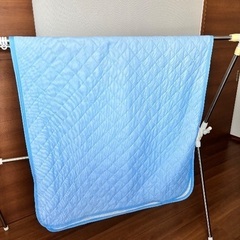 冷感敷きパッド　シングル　青の画像