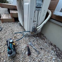 即日・夜間も対応！エアコン修理・ガス補充￥8,000~
