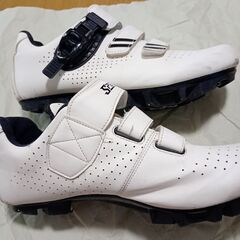SPEED　ロードバイク　ビンディングシューズ　26.5-27.0　走行一年　クリートなしの画像
