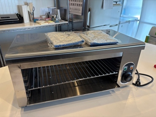 電気サラマンダー　オーブン　調理器具