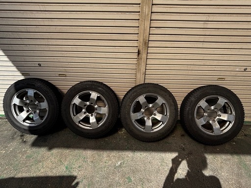 最終値下げジムニー　タイヤ　ホイール付き　バリ溝　175/80/16ブリジストン　4本セットDM-V2.DM-V3