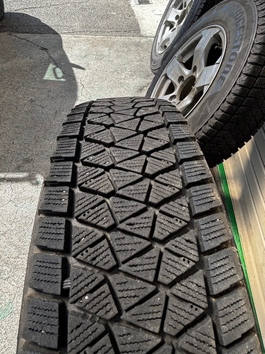 最終値下げジムニー　タイヤ　ホイール付き　バリ溝　175/80/16ブリジストン　4本セットDM-V2.DM-V3