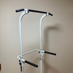 懸垂バー　ぶら下がり健康器具の画像