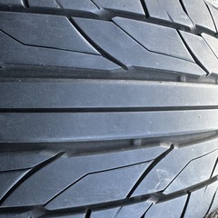 NITTO NT555 235/35R19 21年製　2本のみの画像