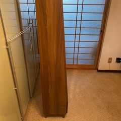 収納棚　鏡付きの画像