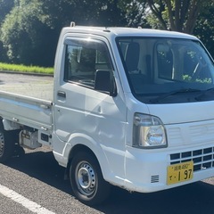 日産クリッパーNT100の画像