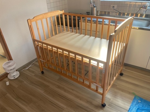 状態良好】大和屋 ベビーベッド フロール 標準サイズ 高さ調節可能