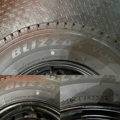 【BS BLIZZAK VL10 195/80R15 107/105N LT】スタッドレス【トヨタ ハイエース純正ホイール 15インチ 6J6HPCD139.7+35】2022 バリ溝(KTN465)の画像