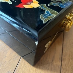 アクセサリーケース 2段 チューリップ蝶柄 小物入れの画像