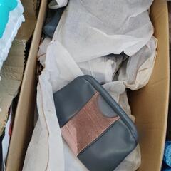 【取引予約中】未使用バッグ　箱に大量の画像