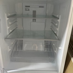SHARP冷蔵庫の画像