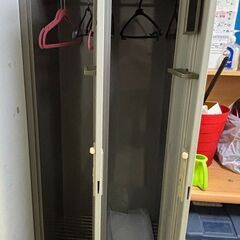 スチールロッカーの画像