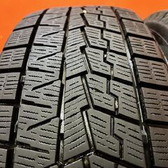 YOKOHAMA ice GUARD iG70 205/60R16 16インチ スタッドレス 4本 22年製 バリ溝 ステップワゴン ヴォクシー プリウスα レガシィB4 (KTO471)の画像