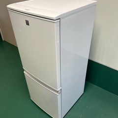 SHARP 冷凍冷蔵庫の画像