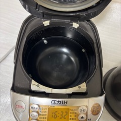 炊飯器の画像