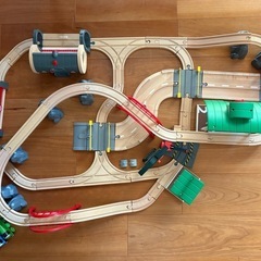 BRIOプレイテーブル&線路の画像