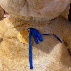 大きなクマさんのぬいぐるみの画像