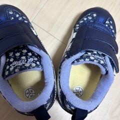アシックス　花柄　子供靴の画像