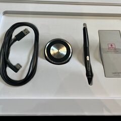 ★通電確認済み! Wacom Intuos Pro ワコム インテュオス プロ プロフェッショナルペンタブレット PTH-660 おまけ付き　リサイクルショップ札幌　買取本舗　西野店の画像