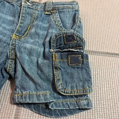 オールドネイビー　OLD NAVY デニムショートパンツ　6-12M  69〜74サイズの画像
