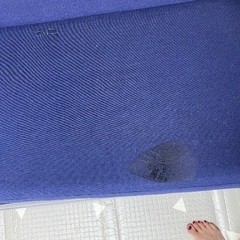 【8/22までの出品】2〜3人用ソファーの画像