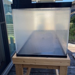 大型アクリル水槽 木製スタンド付き1500×600×600の画像