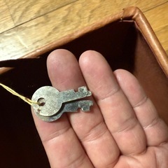 お洒落なレザーアンティークバッグの画像