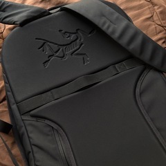 【美品】ARC’TERYX BLADE20 バックパック リュック 黒 ブラックの画像
