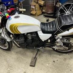 xjr400 4HM CBXテールの画像