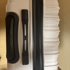 キャリーケース Mサイズ ホワイトの画像