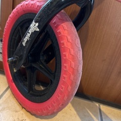 ストライダー　足蹴りバイク　子ども用自転車の画像