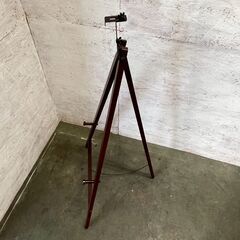 木製イーゼル 看板スタンド メニュー立て ダークブラウン 絵画 美術 スタンド看板 木製スタンド 看板 ウエルカムボード A0211の画像