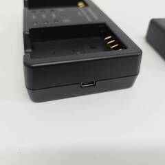 【良品】OM SYSTEM Li-ion Battery Charger BCX-1/バッテリー充電器の画像