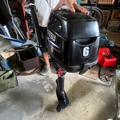 船外機と付属品の画像
