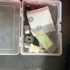 船外機と付属品の画像