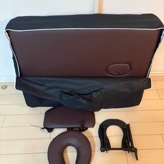 【新品同様】折りたたみマッサージベッドの画像